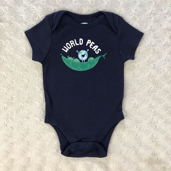 Old Navy Other - Old Navy World Peas Bodysuit 3-6 Months Blue Green